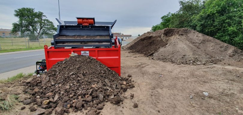 Siebanlage Erde Erdaufbereitung Erde sortieren Erde Siebtechnik Sieben von Erde Erdfraktionen trennen Erdklassifizierung Erde Filtration Sie