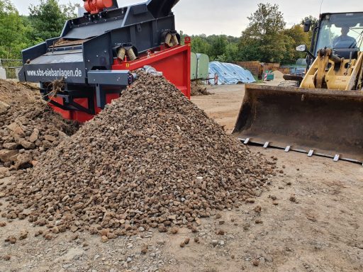 Siebanlage Bauschutt Bauschuttaufbereitung Bauschutt sortieren Bauschutt Siebtechnik Bauschutt Siebmaschine Bauschutt Fraktionen trennen Bau