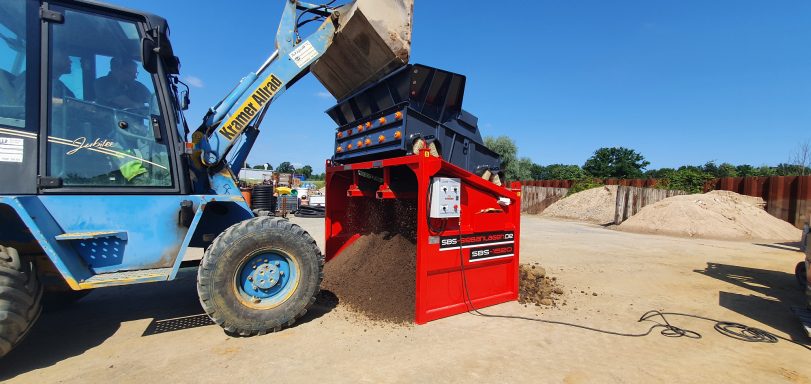 Siebanlage Erde Erdaufbereitung Erde sortieren Erde Siebtechnik Sieben von Erde Erdfraktionen trennen Erdklassifizierung Erde Filtration Sie