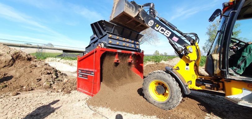 Siebanlage Humus Humusaufbereitung Humus sortieren Humus Siebtechnik Sieben von Humus Humus Fraktionen trennen Humus Filtration Humus Siebma